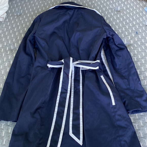 Banana Republic Trench Coat - Picture 7 of 8